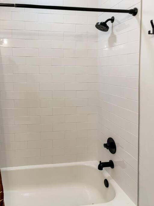 Heart Of Fells Point Luxury Apt Apartment Baltimore Bagian luar foto